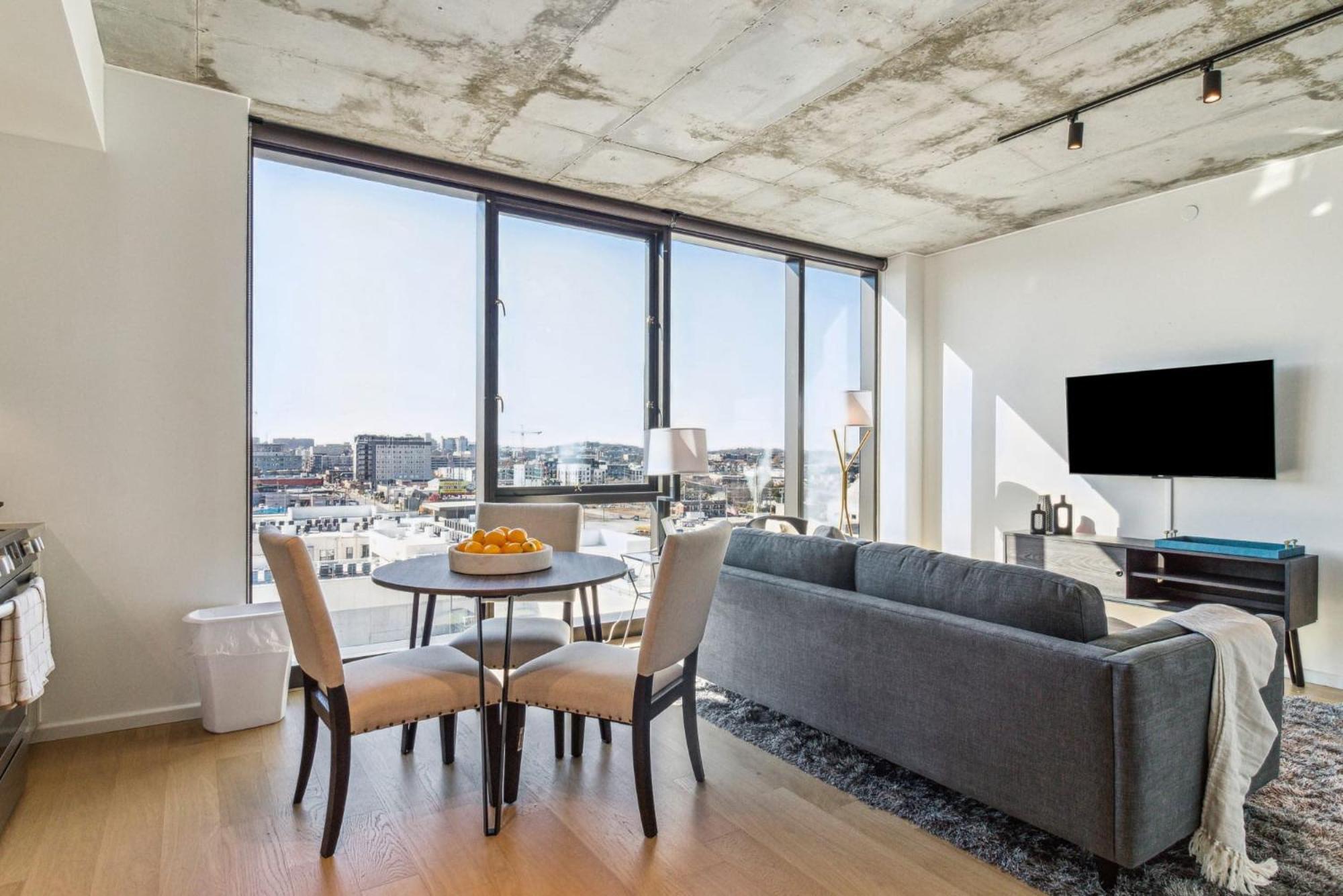 Contemporary City Living Apartments In Нашвілл Екстер'єр фото